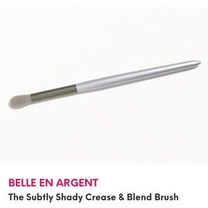 3/$25 Belle en Argent Subtly Shady Crease & Blend Makeup Brush